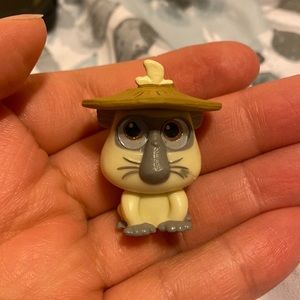 Disney Doorable- Monkey from Raya and the lady dragon